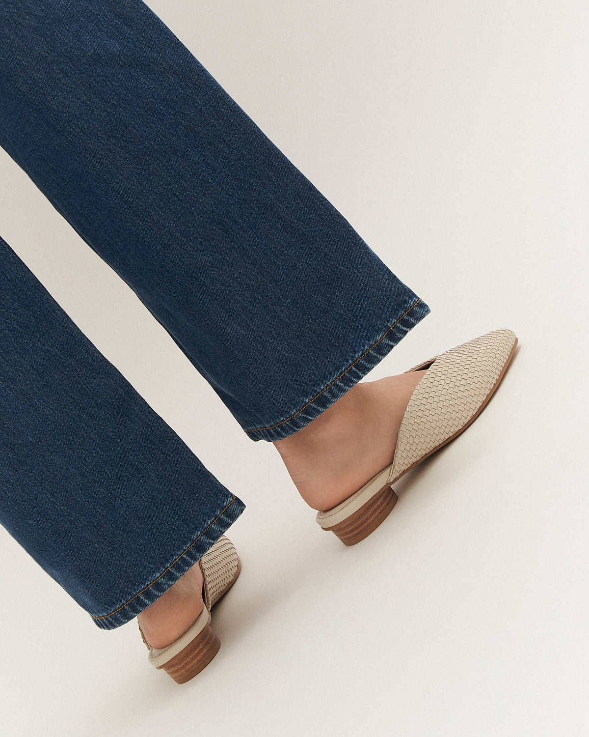 LENA DRESS FLATS OFF WHITE LEATHER