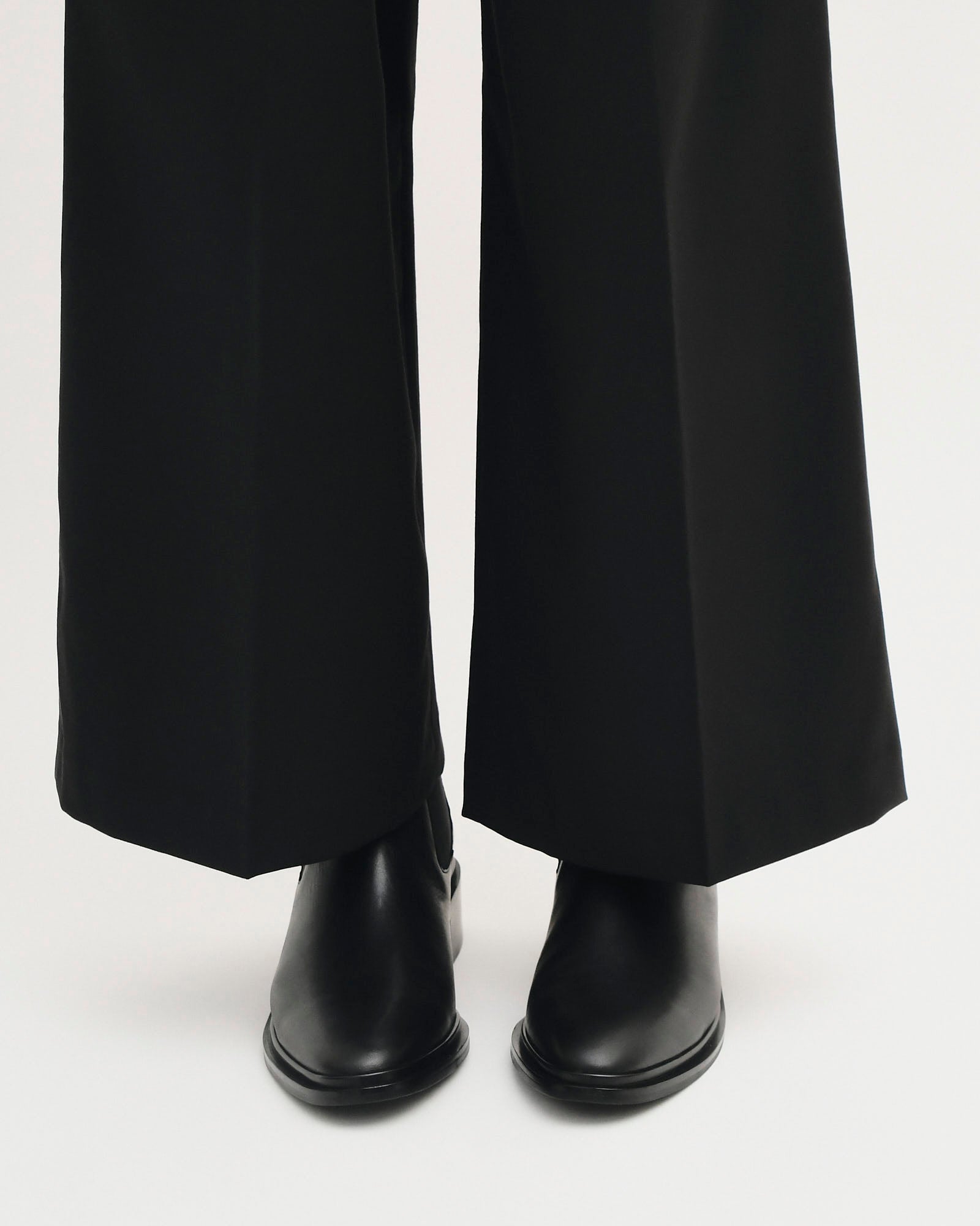 MELROSE FLAT ANKLE BOOTS BLACK LEATHER image