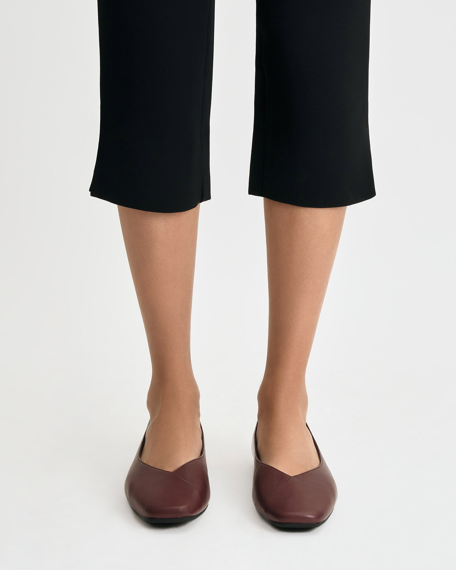 NICO CASUAL FLATS MERLOT LEATHER image