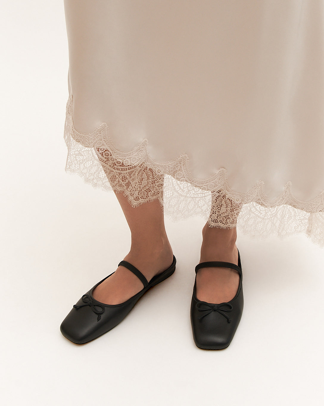 NOVA CASUAL FLATS BLACK LEATHER image