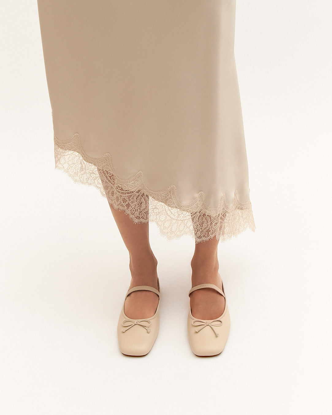 NOVA CASUAL FLATS OFF WHITE LEATHER image