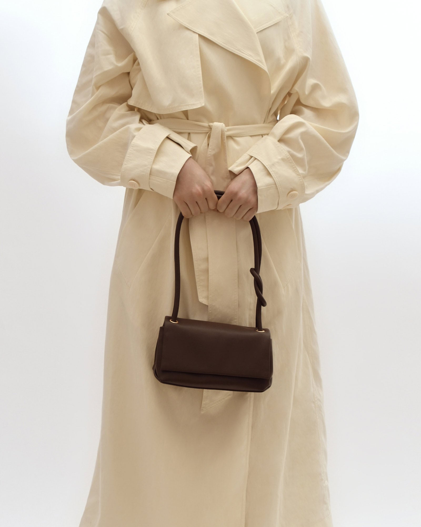 ORCHID SHOULDER BAG BITTER CHOC LEATHER image