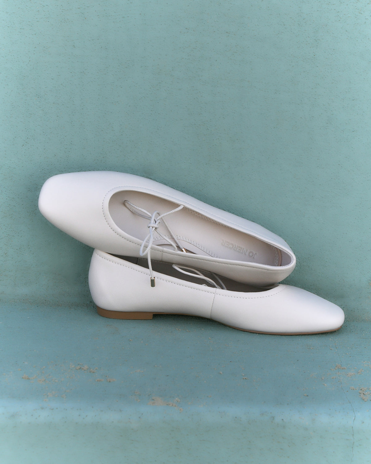 PETAL CASUAL FLATS OFF WHITE LEATHER