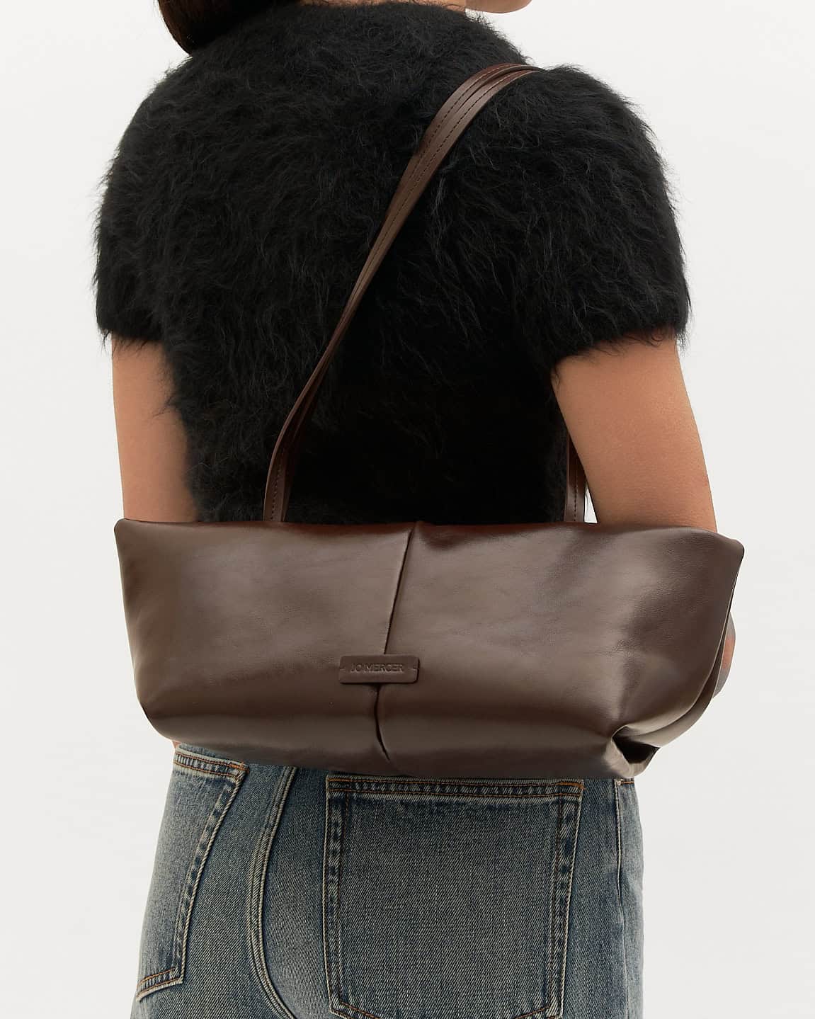 PRIME SHOULDER BAG BITTER CHOC LEATHER image