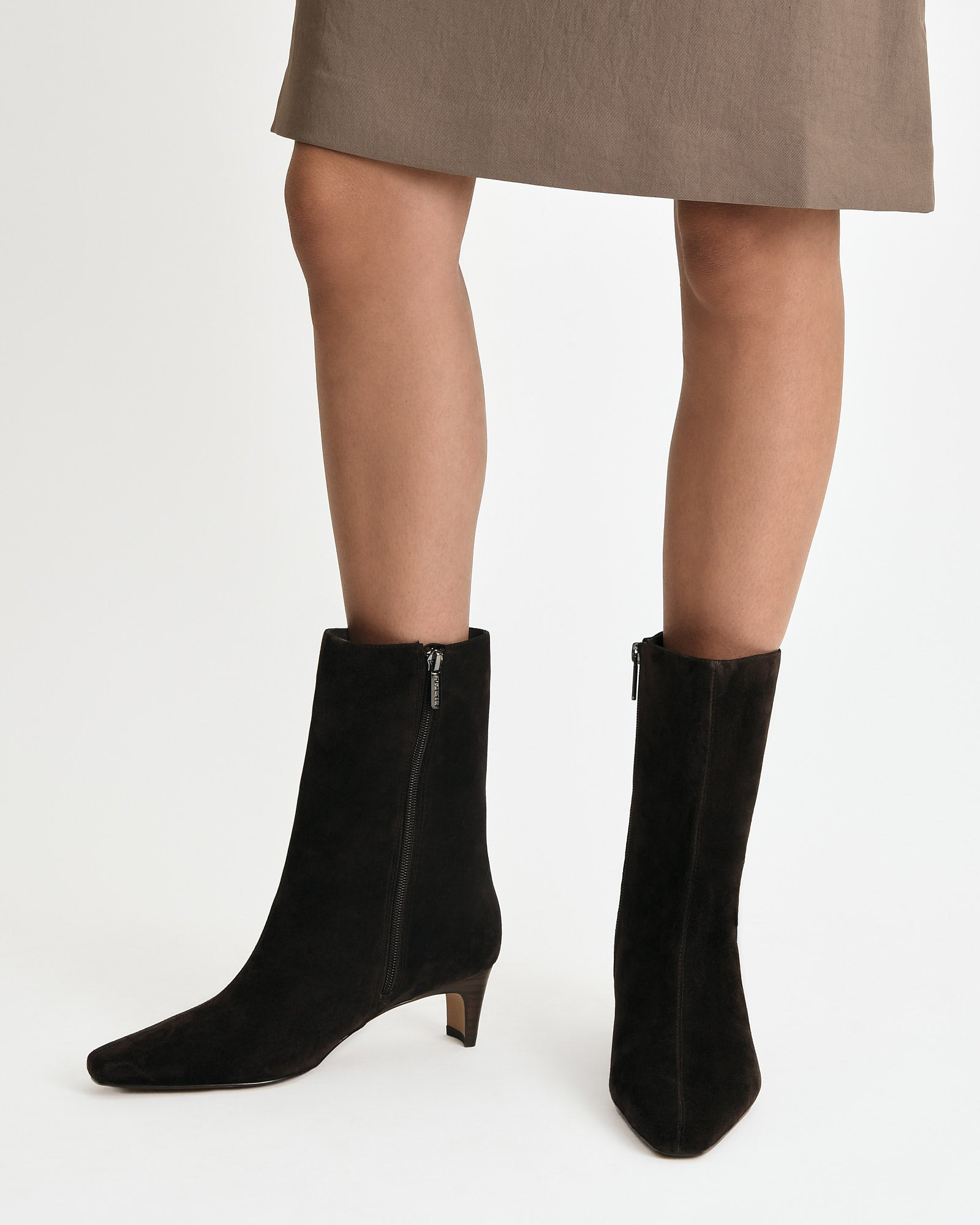 SILAS MID ANKLE BOOTS BITTER CHOC SUEDE image