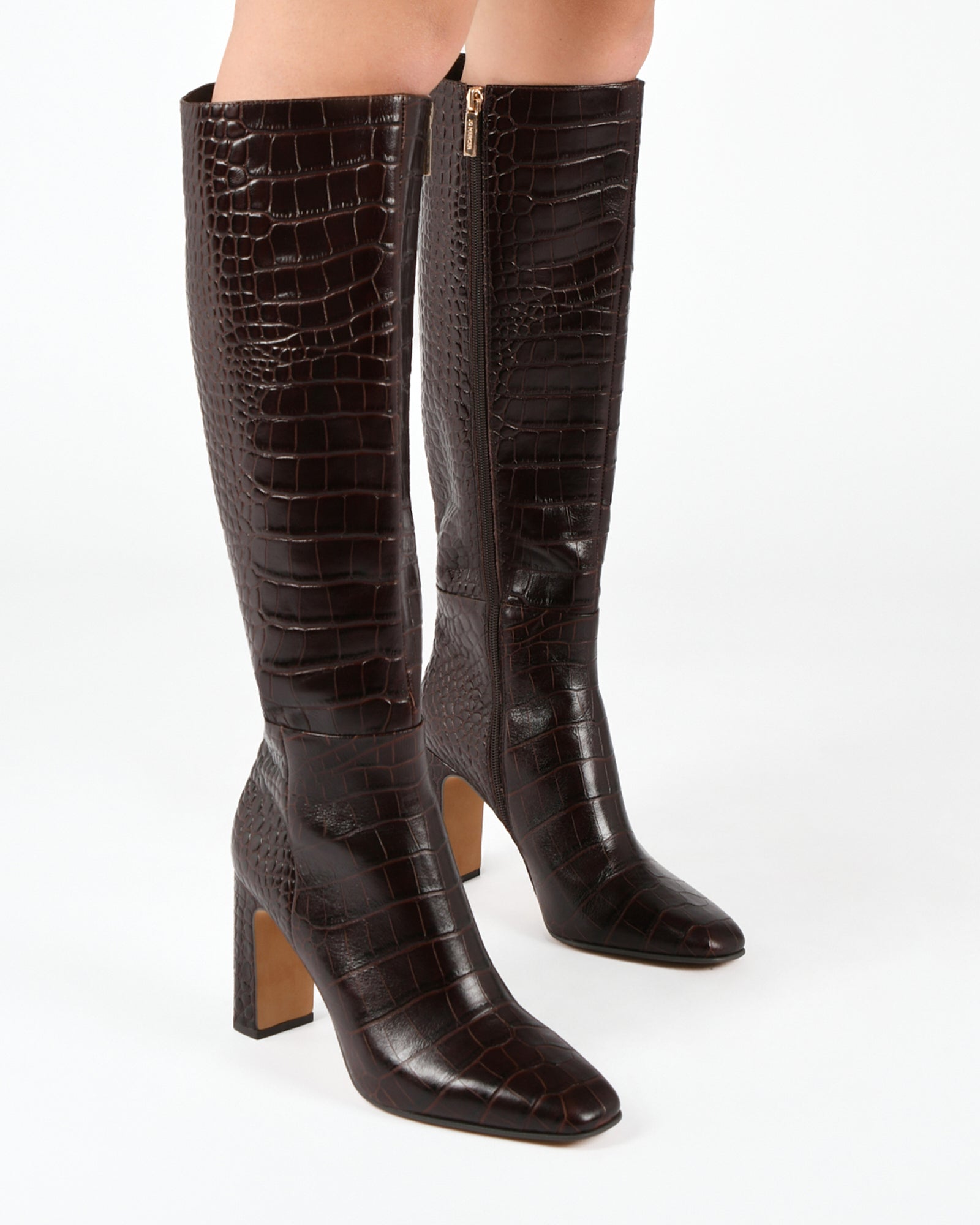 STORMI KNEE BOOTS CHOCOLATE CROC image