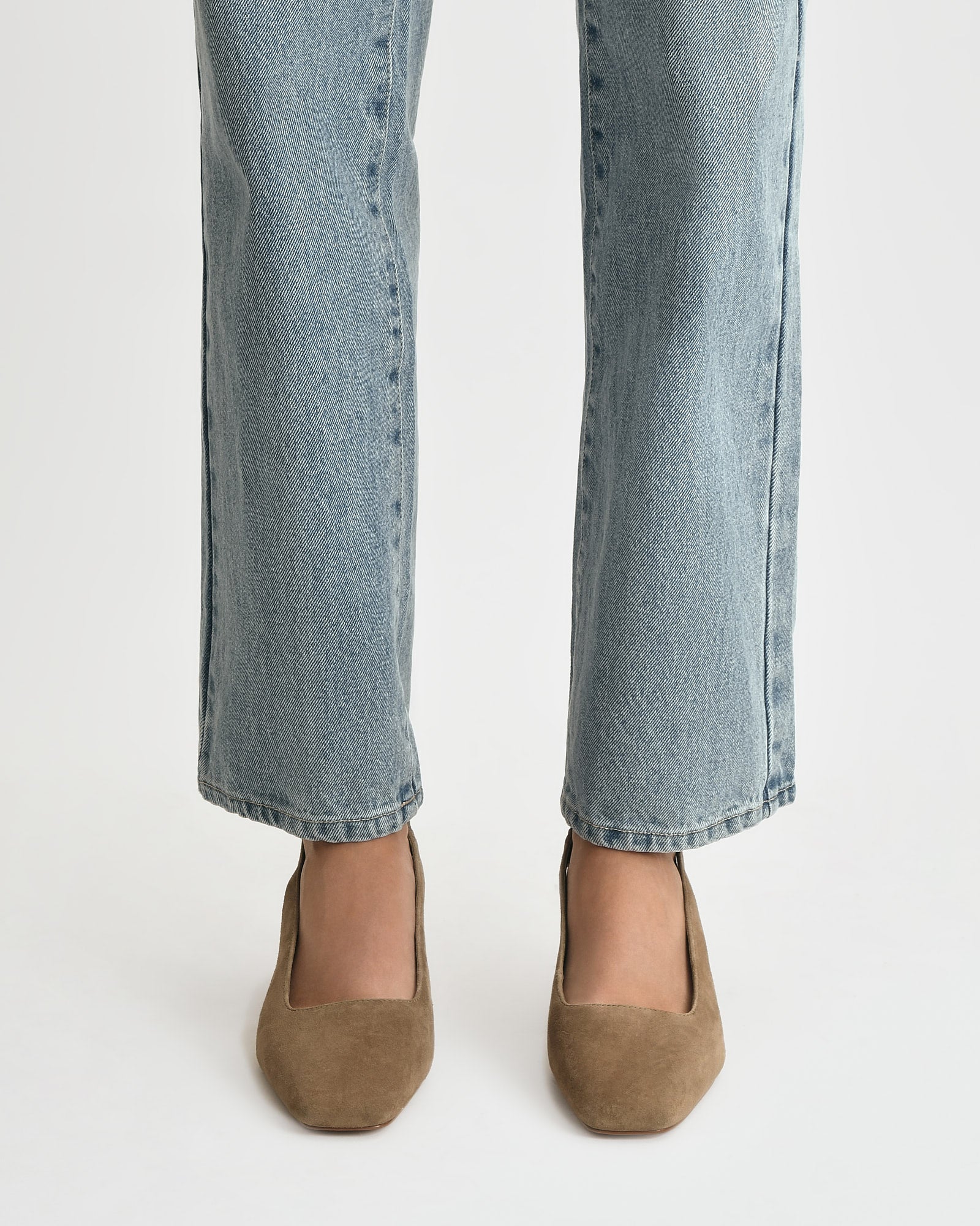 TREY LOW HEELS OLIVE SUEDE image