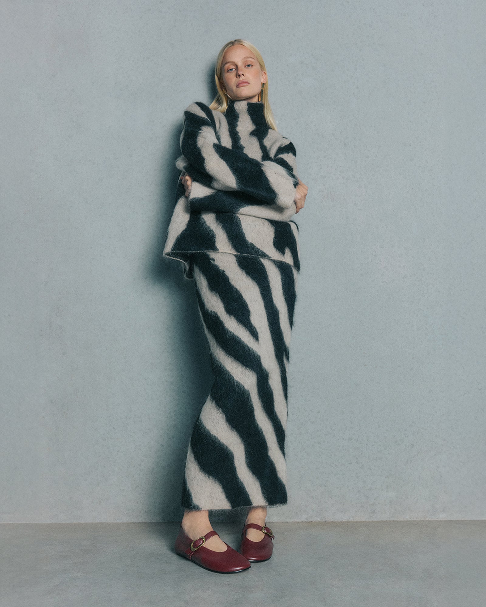 VALLEY BALLET FLATS MULBERRY LEATHER image