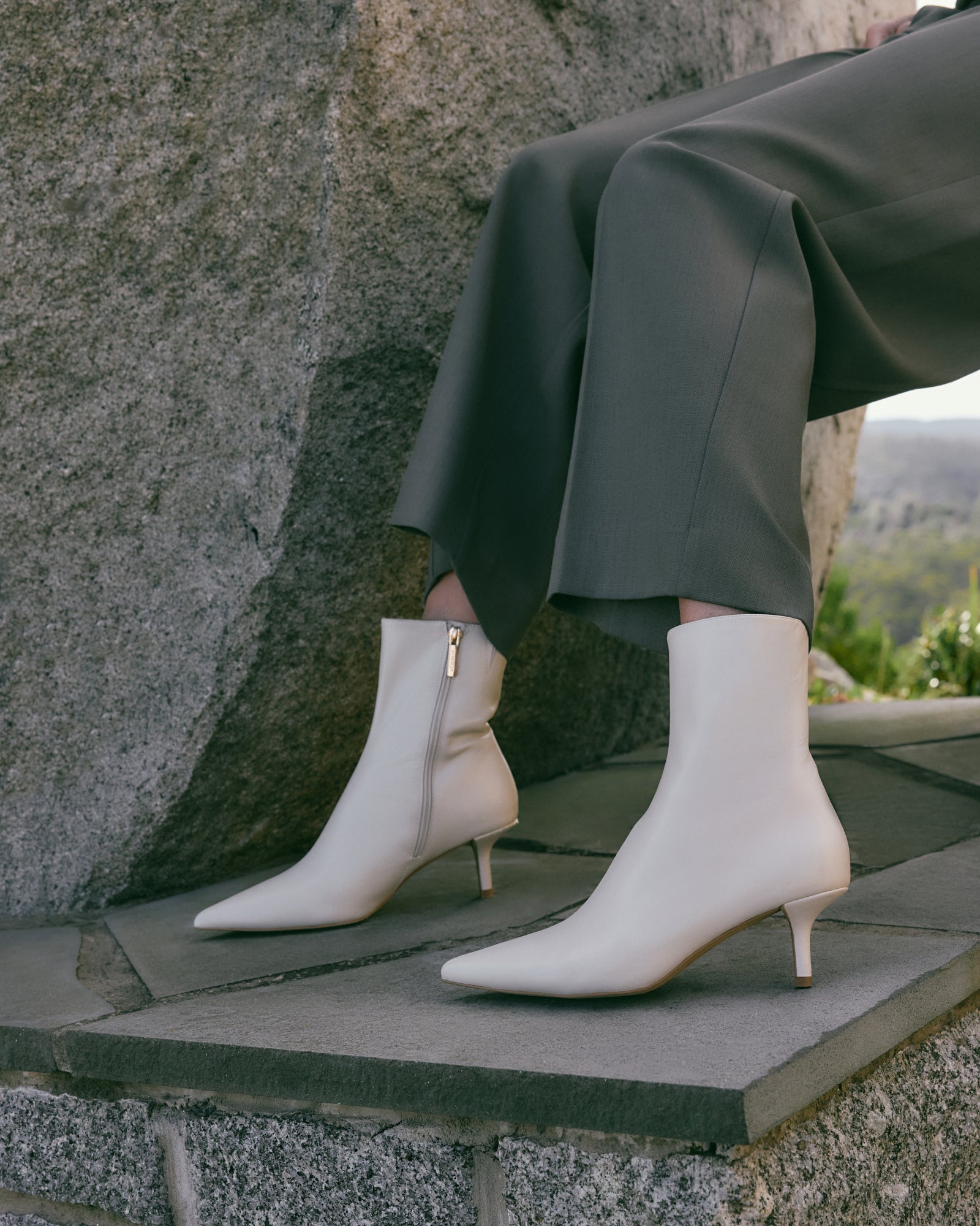 WINNIE MID ANKLE BOOTS OFF WHITE LEATHER Jo Mercer