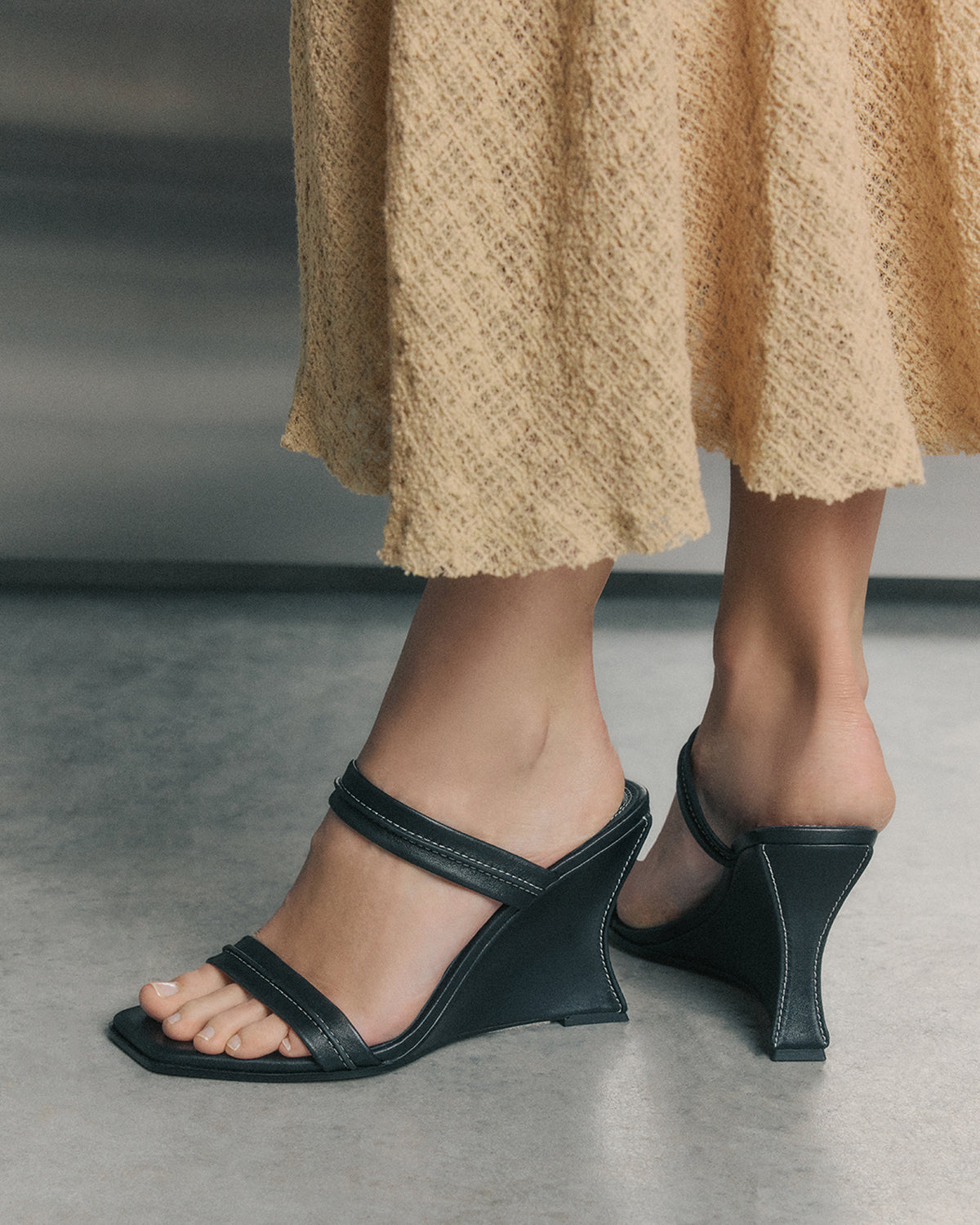 ZINNIA HIGH HEEL SANDALS BLACK LEATHER