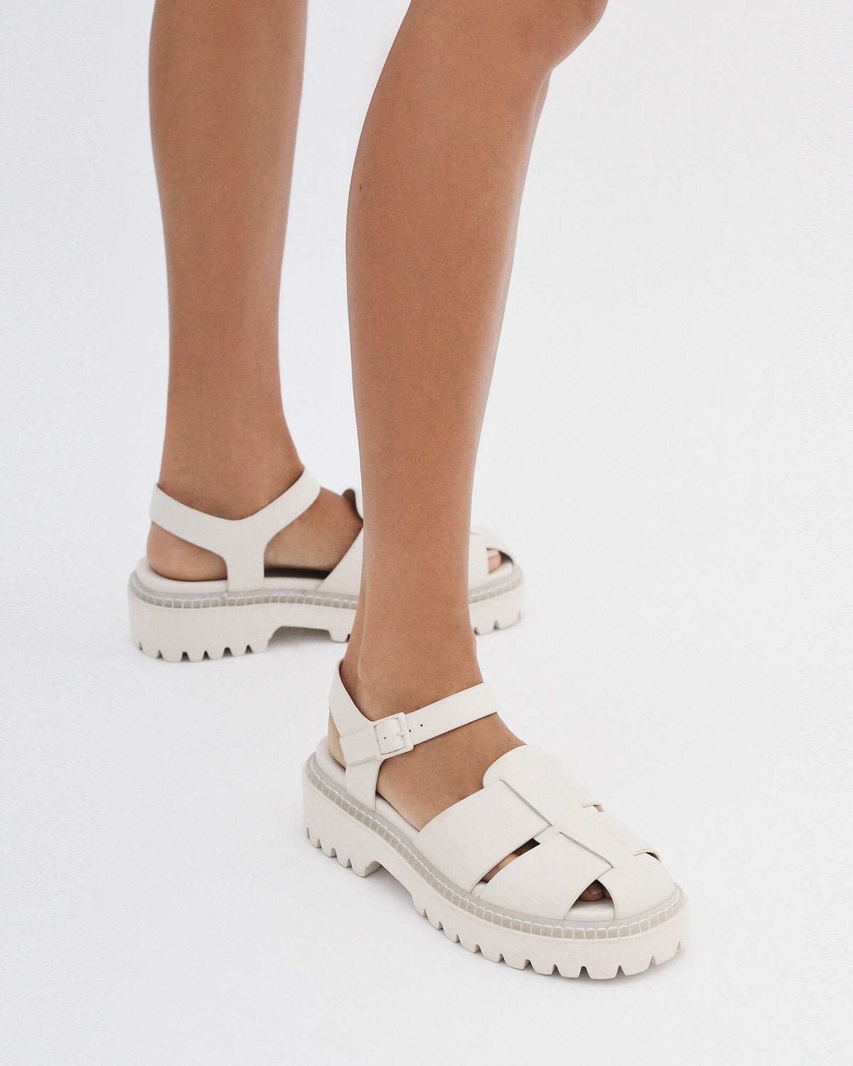 KENDO CASUAL FLATS OFF WHITE LEATHER