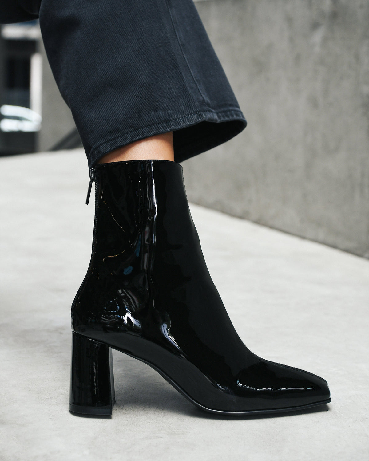 NEVADA MID ANKLE BOOTS BLACK PATENT